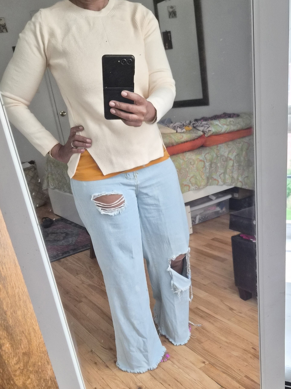Express Light Cream Ribbed Crewneck Sweater - Picture 4 of 4